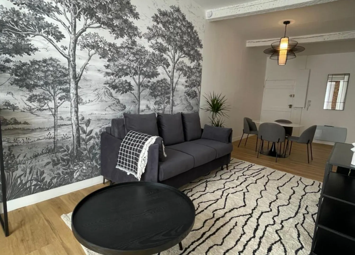 Le Clos Valade location